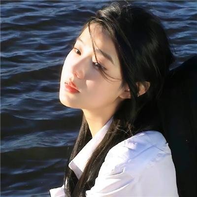 少女龙婆